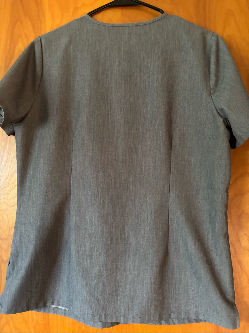 Figs Graphite Technical Collection Top - Picture 2 of 3
